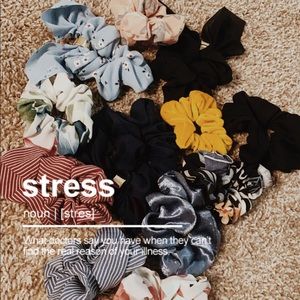 FREE SCRUNCHIE with any $20+ purchase 🤎